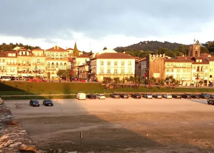 Jardim Oliveiras - Com Vista 3*